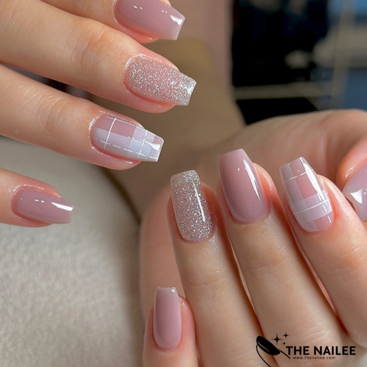 TN29 - Blushed Plaid — 24 Pcs Press-On Nail Set